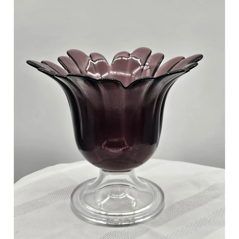 Vintage Amethyst Purple Art Glass Tulip Vase‎ Scalloped Petal Rim Clear Base 7in